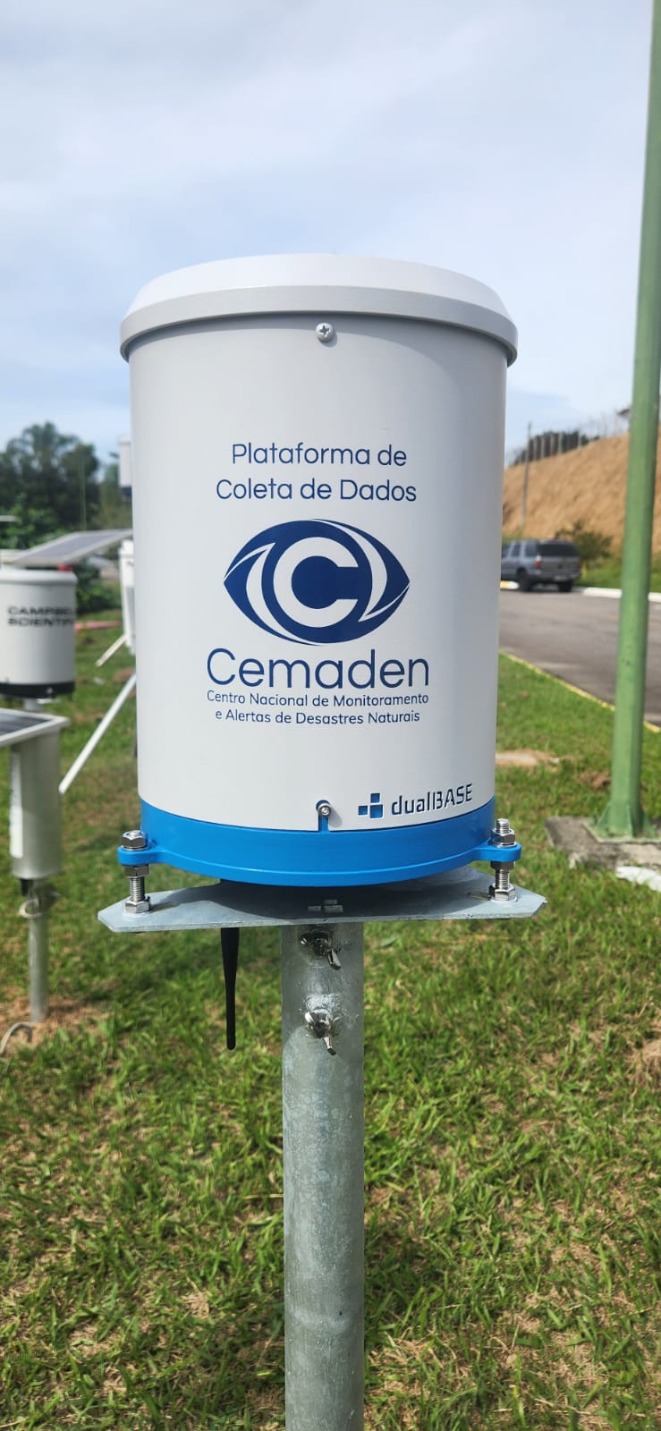 Equipamento comercial baseado no projeto Cigarra