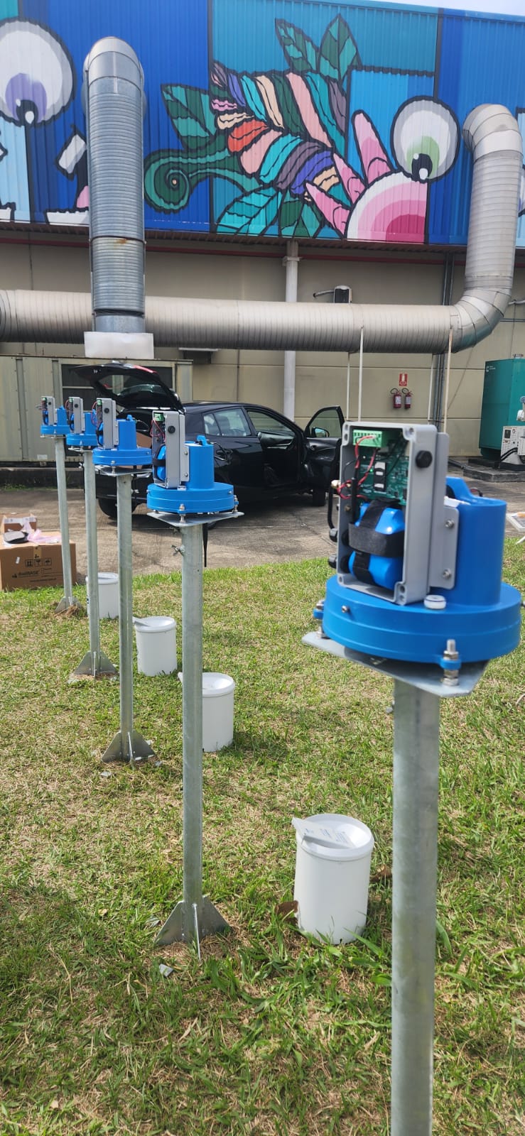 Equipamento comercial baseado no projeto Cigarra